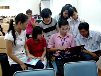 Hội thảo “Thủ tục Hải quan điện tử trong môi trường doanh nghiệp”: Cầu nối Hải quan và doanh nghiệp	