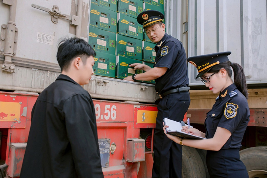 Hải quan khu vực XIV tăng kiểm soát rủi ro trên các mặt hàng trọng điểm dịp lễ 30/4 - 1/5